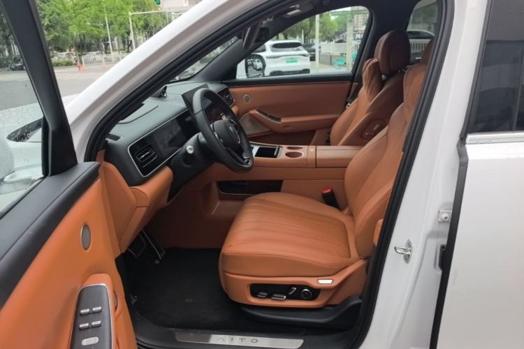 Used Hima AITO M7 2026 Model Range-Extending Max All-Wheel Drive 6-Seater Version Left Front Seat
