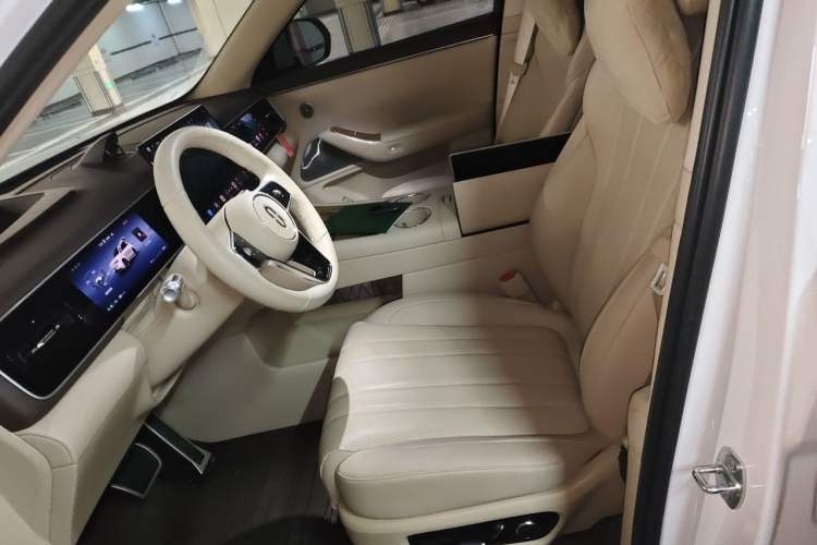Used Hima AITO M7 2026 Model Pure Electric Max All-Wheel Drive 5-Seater Version Left Front Seat