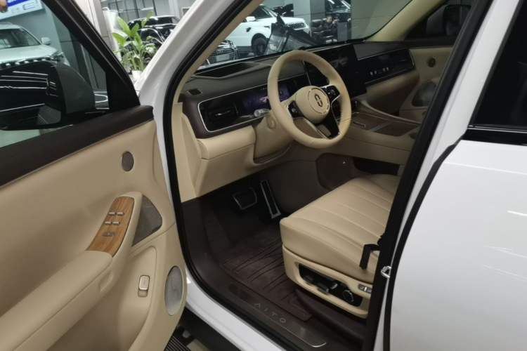 Used Hima AITO M7 2026 Model Pure Electric Max All-Wheel Drive 5-Seater Version Left Front Seat