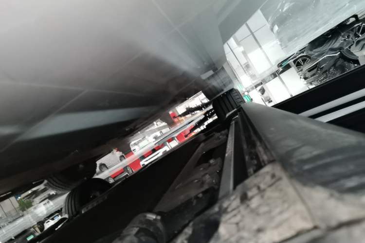 Used Hima AITO M7 2026 Model Range-Extending Pro+ All-Wheel Drive 5-Seater Version Left Side Sill