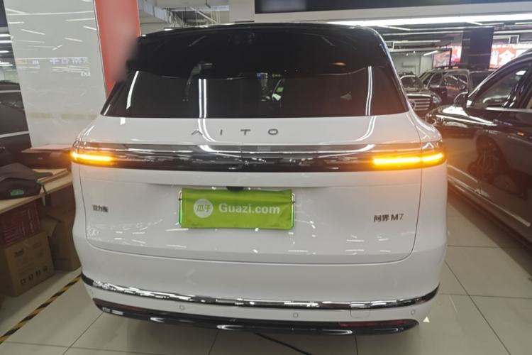 Used Hima AITO M7 2026 Model Range-Extending Max All-Wheel Drive 6-Seater Version Rear