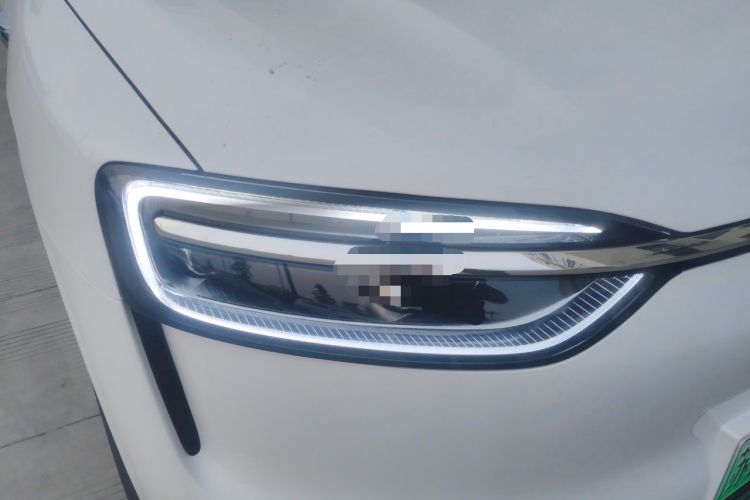 Used Hima AITO M7 2026 Model Range-Extending Pro+ All-Wheel Drive 5-Seater Version Right Front Headlight