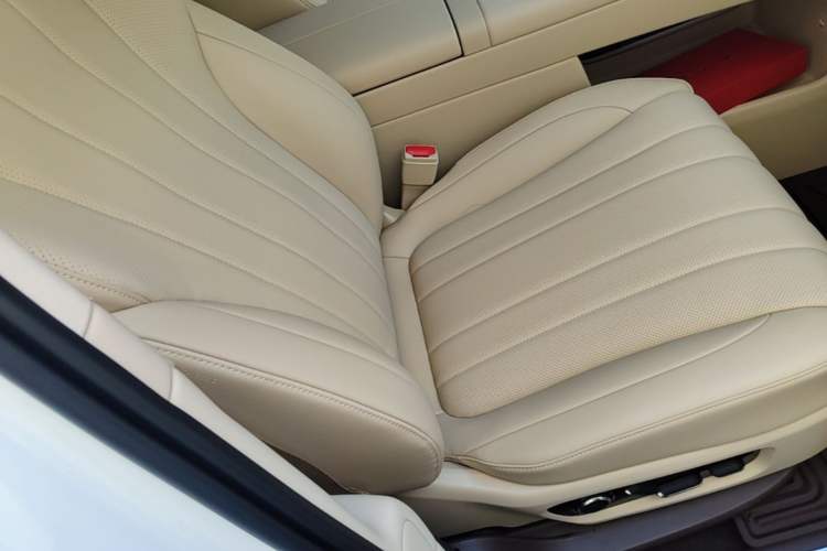 Used Hima AITO M7 2026 Model Pure Electric Max All-Wheel Drive 5-Seater Version Right Front Seat