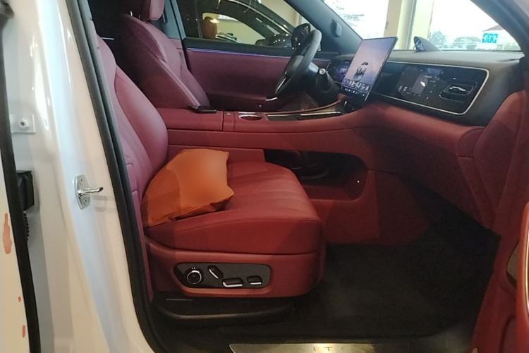 Used Hima AITO M7 2026 Model, Range-Extended Max Long-Range Version, 5 Seats Right Front Seat