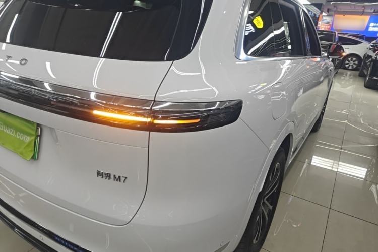 Used Hima AITO M7 2026 Model Range-Extending Max All-Wheel Drive 6-Seater Version Right Rear Taillight