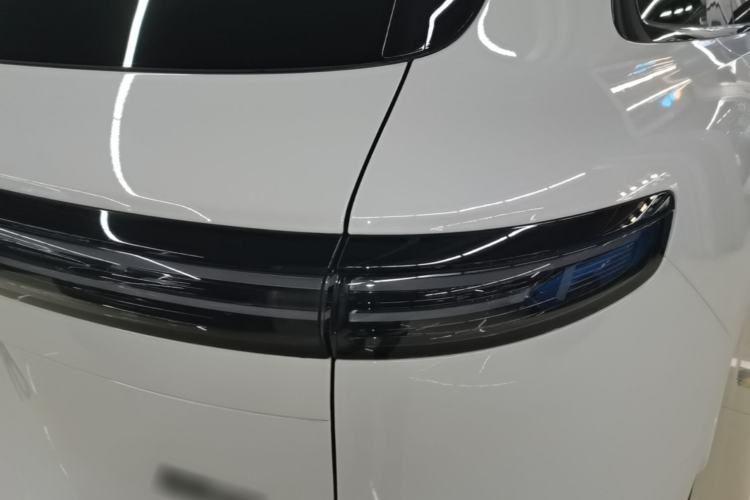 Used Hima AITO M7 2026 Model Pure Electric Max All-Wheel Drive 5-Seater Version Right Rear Taillight