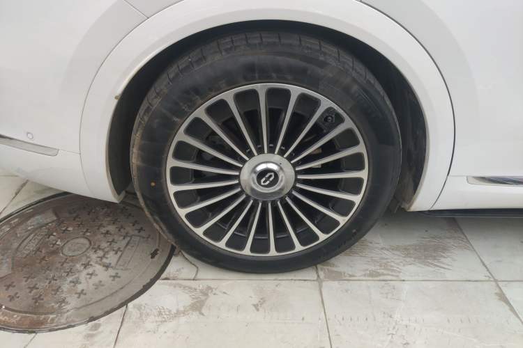 Used Hima AITO M7 2026 Model Range-Extending Ultra All-Wheel Drive 6-Seater Version Right Rear Wheel Hub