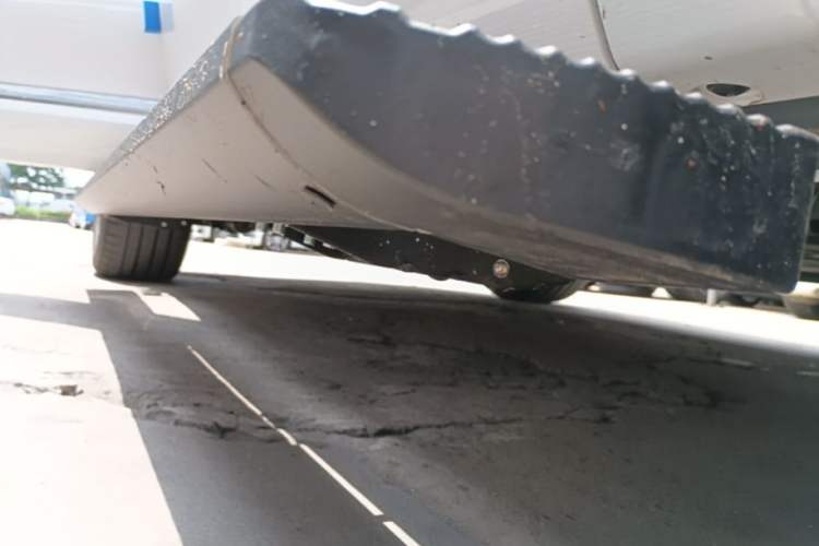Used Hima AITO M7 2026 Model Range-Extending Pro+ All-Wheel Drive 5-Seater Version Right Side Sill