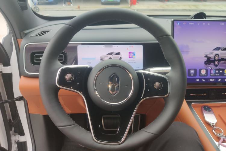 Used Hima AITO M7 2026 Model Range-Extending Ultra All-Wheel Drive 6-Seater Version Steering Wheel