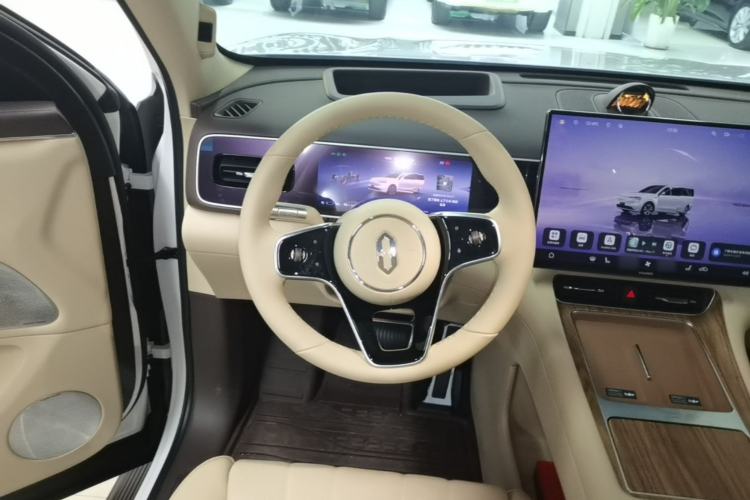 Used Hima AITO M7 2026 Model Pure Electric Max All-Wheel Drive 5-Seater Version Steering Wheel