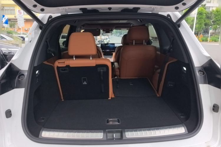 Used Hima AITO M7 2026 Model Range-Extending Max All-Wheel Drive 6-Seater Version Trunk