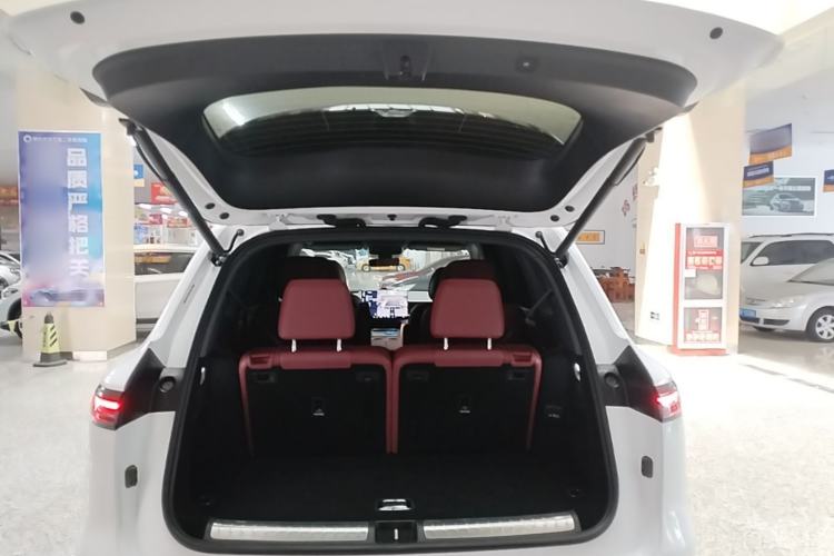Used Hima AITO M7 2026 Model Range-Extending Ultra All-Wheel Drive 6-Seater Version Trunk