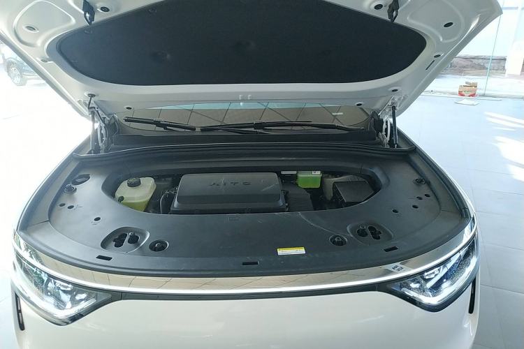 Used Hima AITO M8 2025 Extended-Range Max+ Version 53.4 kWh 5-Seater Edition Engine Bay