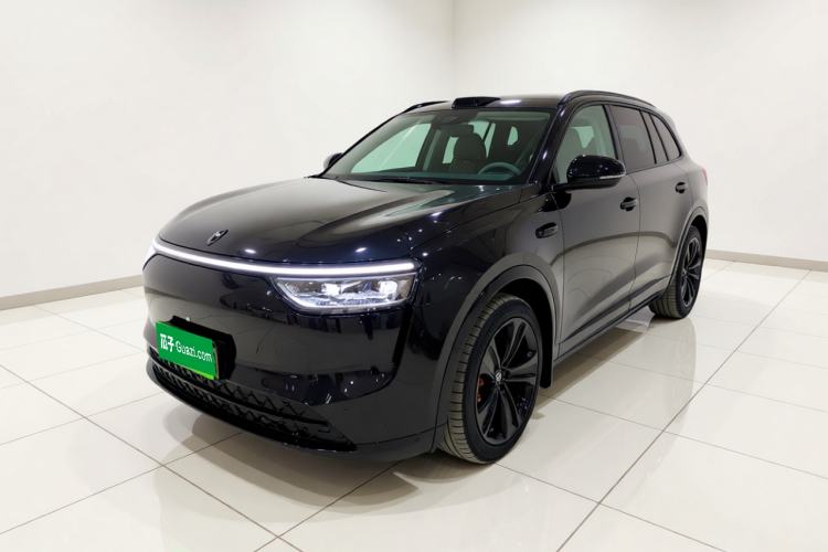 Hima AITO M8 2025 Extended-Range Max+ Version 53.4 kWh 6-Seater Edition