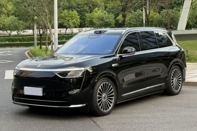 Used Hima AITO M8 2025 Extended-Range Ultra Version 53.4 kWh 6-Seater Edition