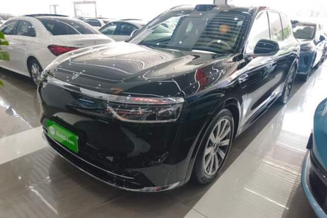 Used Hima AITO M8 2025 Extended-Range Max+ Version 53.4 kWh 6-Seater Edition