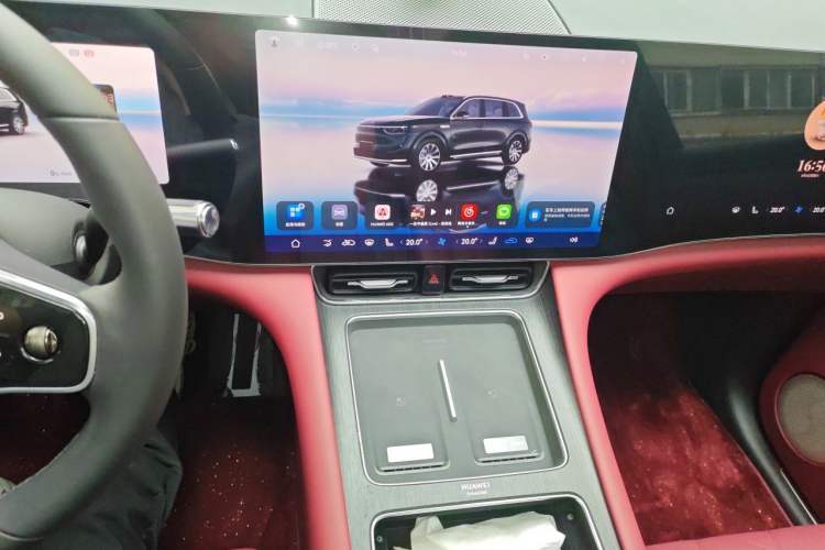 Used Hima AITO M8 2025 Model, Pure Electric Max+ Five-Seat All-Wheel-Drive Version Audio And AC Panel