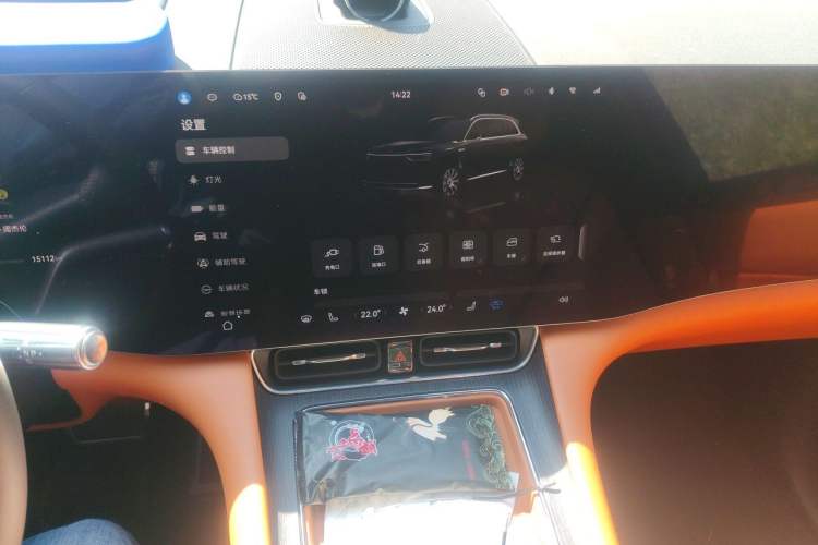 Used Hima AITO M8 2025 Extended-Range Max Version 37 kWh 5-Seater Audio And AC Panel