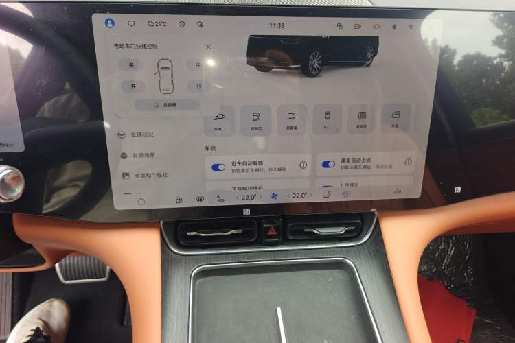 Used Hima AITO M8 2025 Extended-Range Ultra Version 53.4 kWh 6-Seater Edition Audio And AC Panel