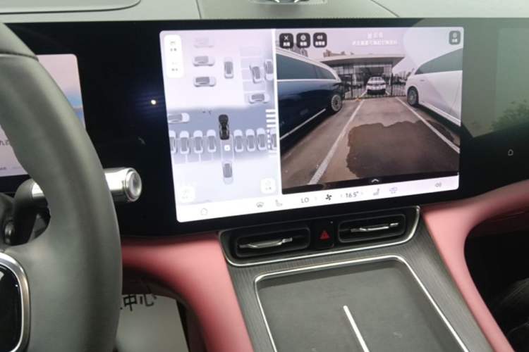 Used Hima AITO M8 2025 Extended-Range Ultra Version 53.4 kWh 5-Seater Edition Audio And AC Panel