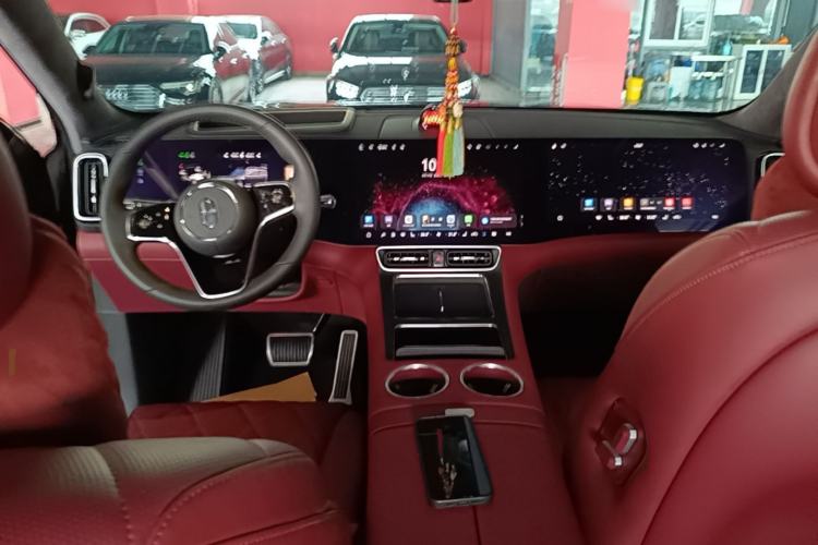 Used Hima AITO M8 2025 Extended-Range Max+ Version 53.4 kWh 6-Seater Edition Center Console
