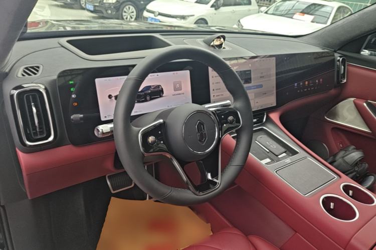 Used Hima AITO M8 2025 Extended-Range Max+ Version 53.4 kWh 5-Seater Edition Center Console