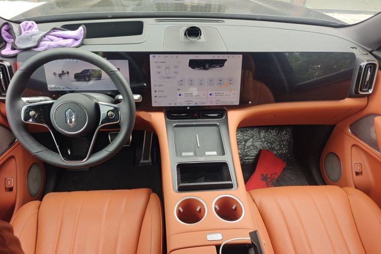 Used Hima AITO M8 2025 Extended-Range Ultra Version 53.4 kWh 6-Seater Edition Center Console