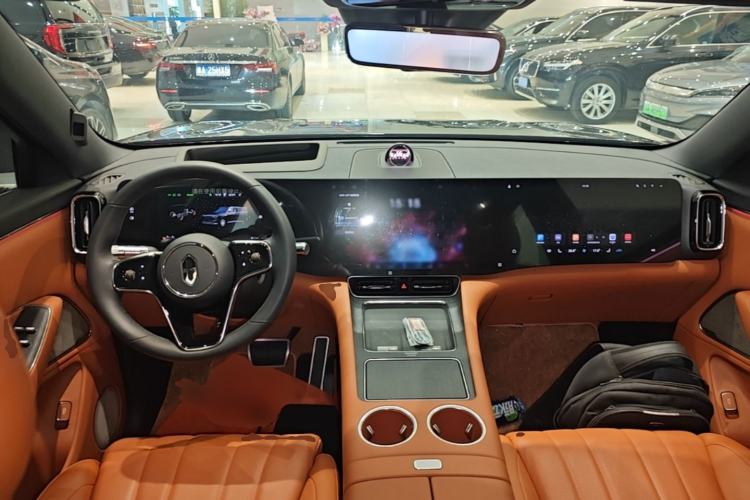 Used Hima AITO M8 2025 Extended-Range Max+ Version 53.4 kWh 6-Seater Edition Center Console