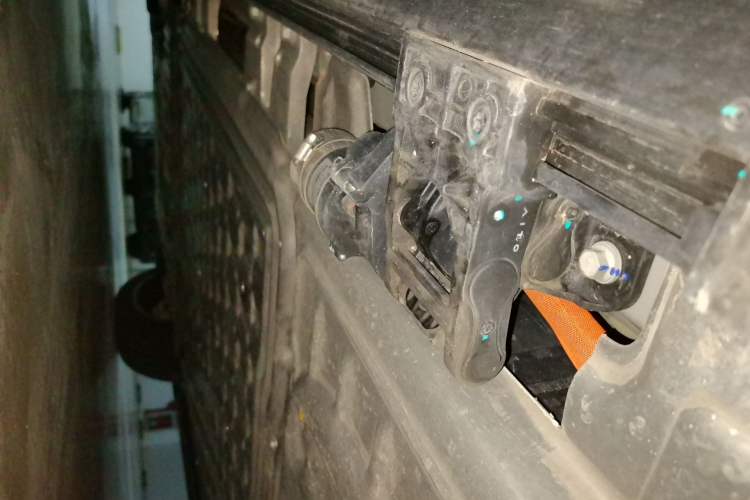 Used Hima AITO M8 2025 Extended-Range Max+ Version 53.4 kWh 6-Seater Edition Chassis Rear Left