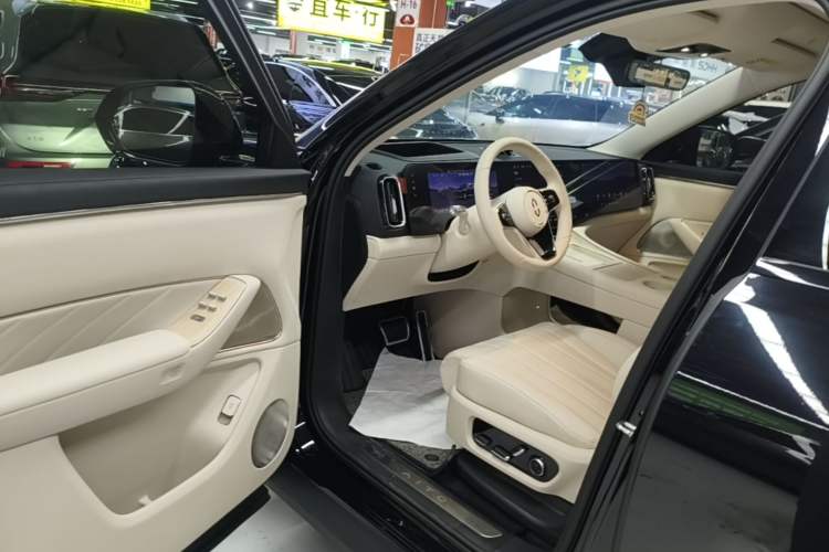 Used Hima AITO M8 2025 Model Pure Electric Max+ Five-Seat Long-Range Version Driver Seat