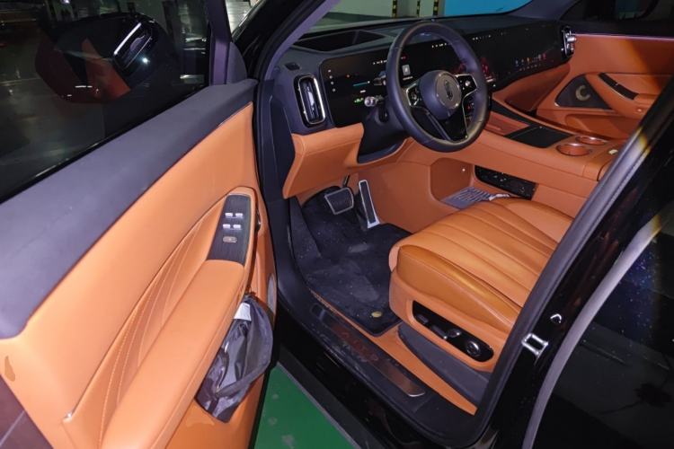Used Hima AITO M8 2025 Extended-Range Max+ Version 53.4 kWh 5-Seater Edition Driver Seat