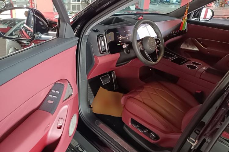 Used Hima AITO M8 2025 Extended-Range Max+ Version 53.4 kWh 6-Seater Edition Driver Seat