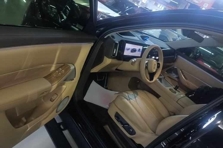 Used Hima AITO M8 2025 Extended-Range Max+ Version 53.4 kWh 6-Seater Edition Driver Seat
