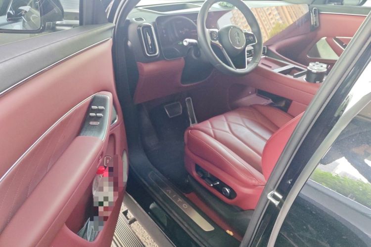 Used Hima AITO M8 2025 Extended-Range Max+ Version 53.4 kWh 6-Seater Edition Driver Seat