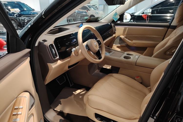 Used Hima AITO M8 2025 Extended-Range Ultra Version 53.4 kWh 6-Seater Edition Driver Seat