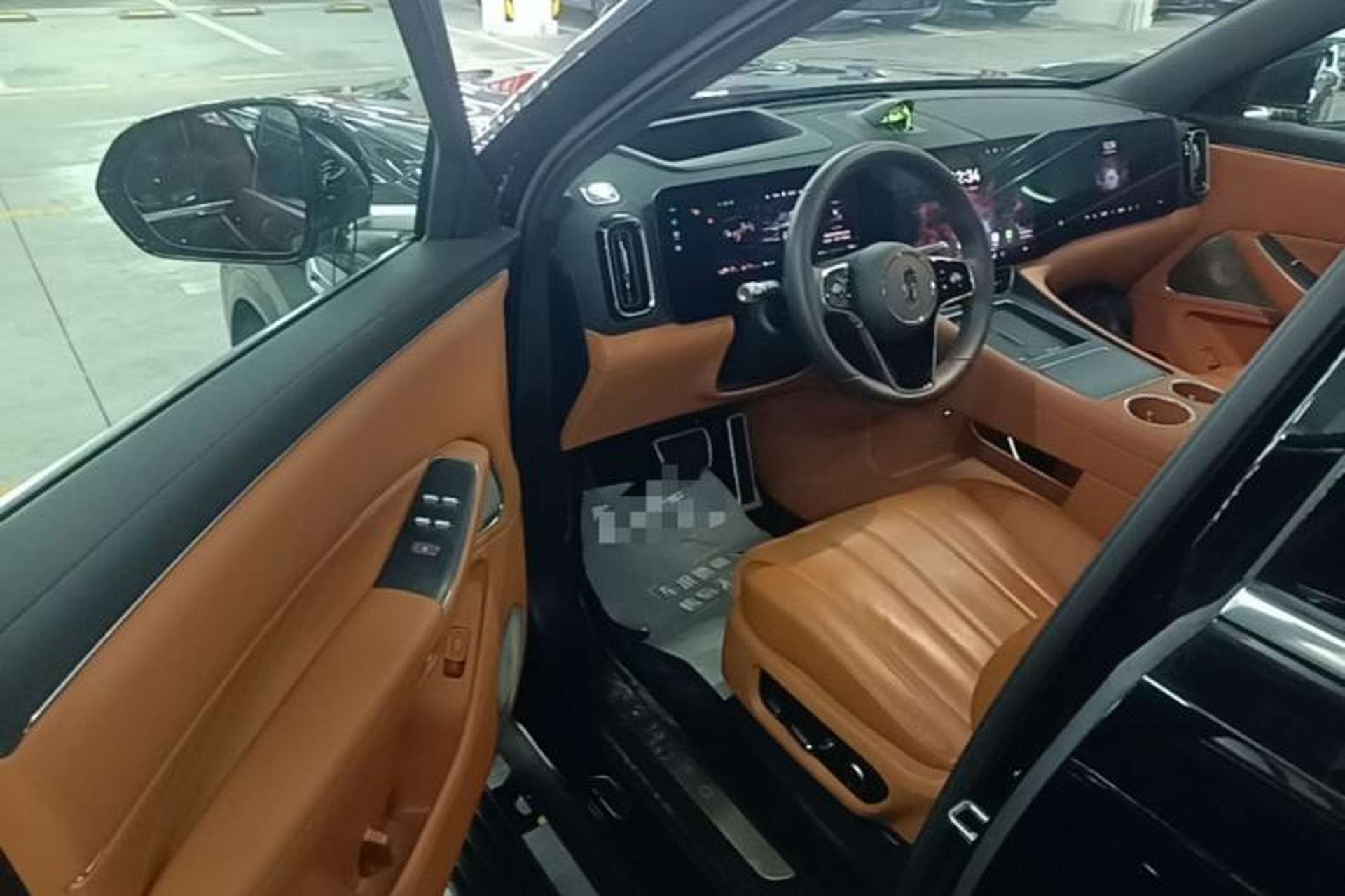 Used Hima AITO M8 2025 Extended-Range Max+ Version 53.4 kWh 6-Seater Edition Driver Seat