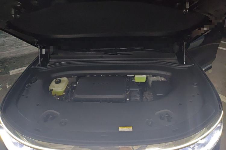 Used Hima AITO M8 2025 Extended-Range Max+ Version 53.4 kWh 6-Seater Edition Engine Bay