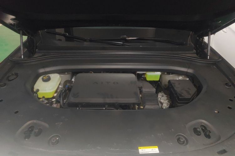 Used Hima AITO M8 2025 Extended-Range Max+ Version 53.4 kWh 5-Seater Edition Engine Bay