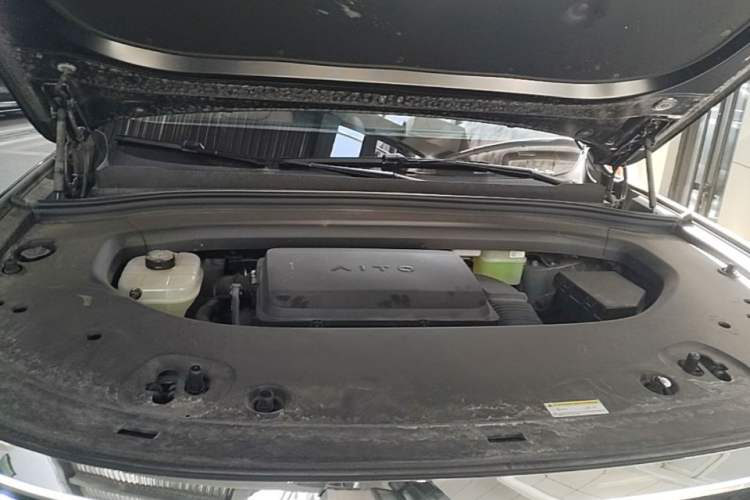Used Hima AITO M8 2025 Extended-Range Ultra Version 53.4 kWh 6-Seater Edition Engine Bay