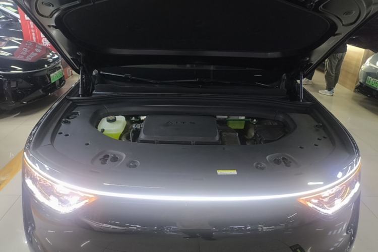 Used Hima AITO M8 2025 Extended-Range Max+ Version 53.4 kWh 6-Seater Edition Engine Bay