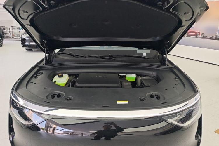 Used Hima AITO M8 2025 Extended-Range Max+ Version 53.4 kWh 5-Seater Edition Engine Bay