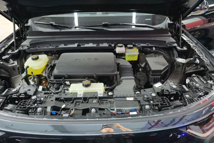 Used Hima AITO M8 2025 Extended-Range Max+ Version 53.4 kWh 5-Seater Edition Engine Bay