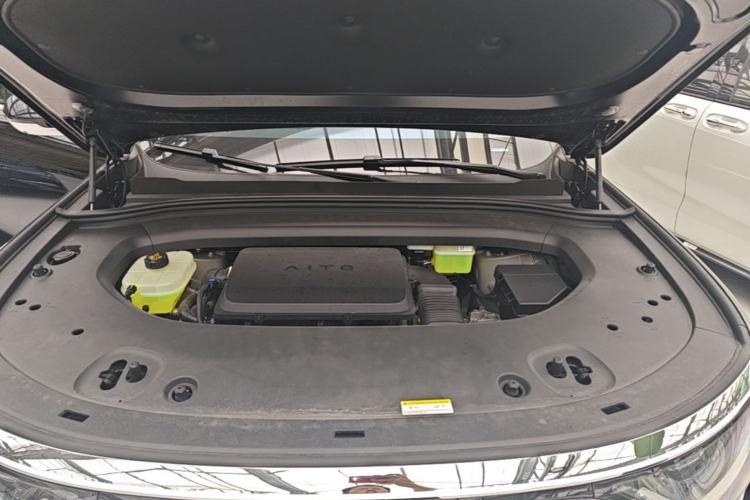 Used Hima AITO M8 2025 Extended-Range Max+ Version 53.4 kWh 5-Seater Edition Engine Bay