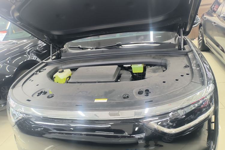 Used Hima AITO M8 2025 Extended-Range Max+ Version 53.4 kWh 6-Seater Edition Engine Bay