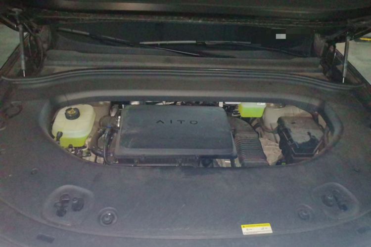 Used Hima AITO M8 2025 Extended-Range Max+ Version 53.4 kWh 6-Seater Edition Engine Bay