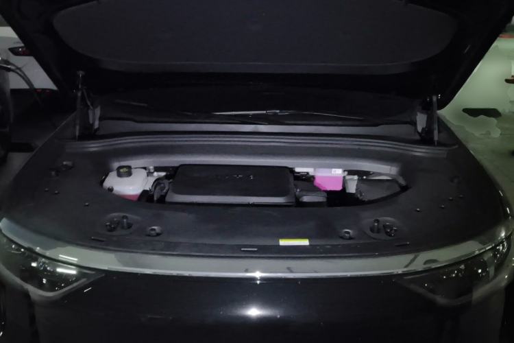 Used Hima AITO M8 2025 Extended-Range Max+ Version 53.4 kWh 6-Seater Edition Engine Bay