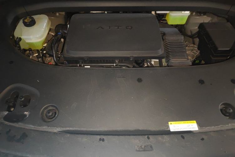 Used Hima AITO M8 2025 Extended-Range Max+ Version 53.4 kWh 5-Seater Edition Engine Bay