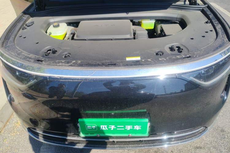 Used Hima AITO M8 2025 Extended-Range Max Version 37 kWh 5-Seater Engine Bay
