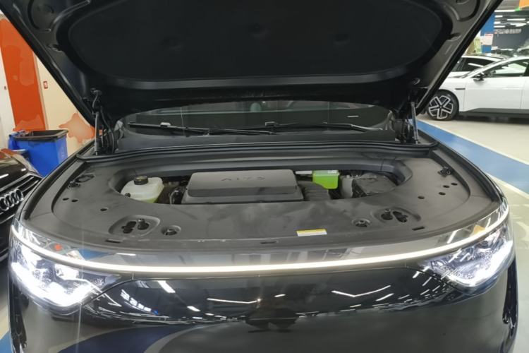 Used Hima AITO M8 2025 Extended-Range Ultra Version 53.4 kWh 6-Seater Edition Engine Bay