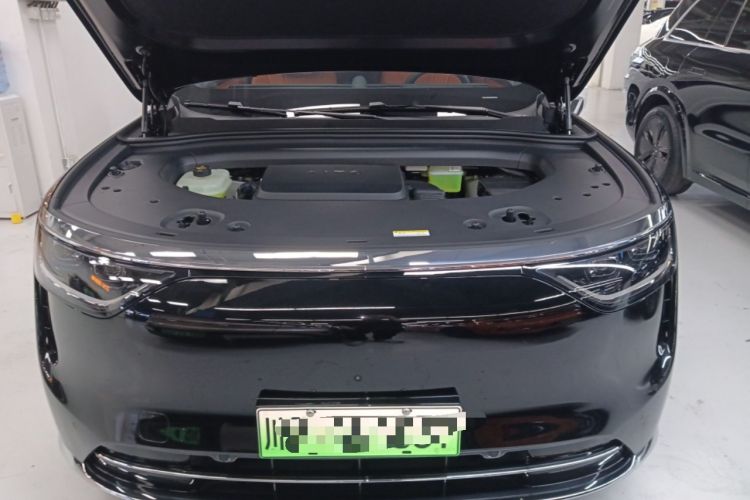 Used Hima AITO M8 2025 Extended-Range Max+ Version 53.4 kWh 6-Seater Edition Engine Bay
